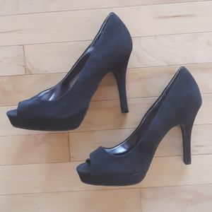 Black peep toe heels